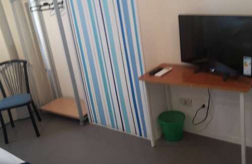 Ferrara Bed & Breakfast | RENT ROOMS IN B&B (STATION RB)