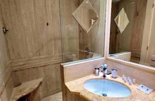 Vatican Villa | Rent rooms saint peter4 Private External Bathroom