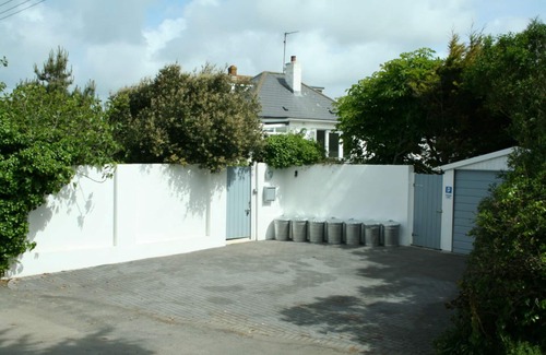 Widemouth Bay House | RENT THE BEACH HOUSE OF TOP INTERIORS STYLIST - No 22 in Sunday Times Top 100