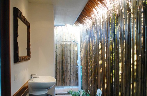 Pak Nam Pran House | RENT WHOLE PRIVATE BEACHFRONT RESORT ,5 beachfront bungalows