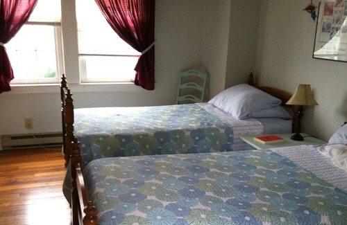 Niantic Cottage | Rental Black Point Beach, Niantic, 2 bedroom, Ocean Views steps to ocean