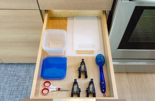 Hilltop Apartment | Rental Car Bundle,Mount.View,Rooftop,Gym,Terrace