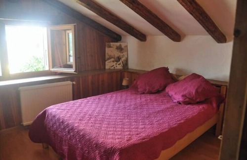 Le Tour Ski Chalet | Rental Chalet 4 pers- CHAMONIX (3 Adults + 1 child measuring no more than 1m50
