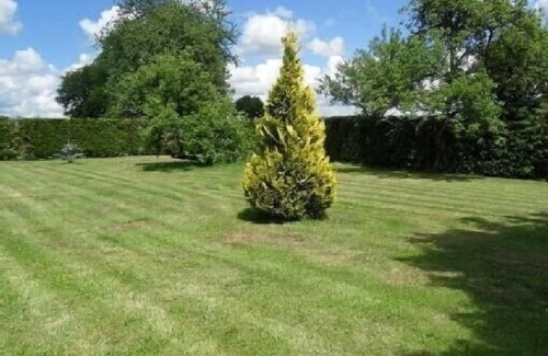 Saint-Merd-la-Breuille Cottage | Rental Cottage St Merd La Breuille - Country House.