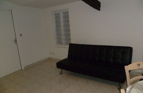 Villefagnan House | Rental country house not overlooked with private enclosed garden parking