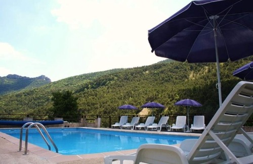 Val-de-Chalvagne Condo | Rental in residence (former sheepfold) with swimming pool and tennis