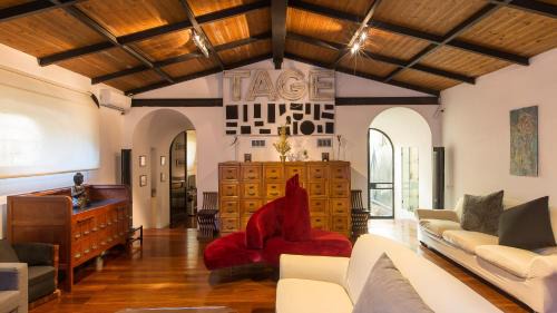 Trastevere Apartment | Rental in Rome Riari Garden