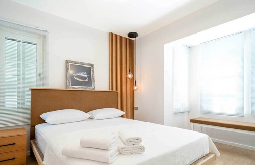Gocek House | Rental Villa in Portville Gocek | Private Beach Access | Pool | Wi-Fi