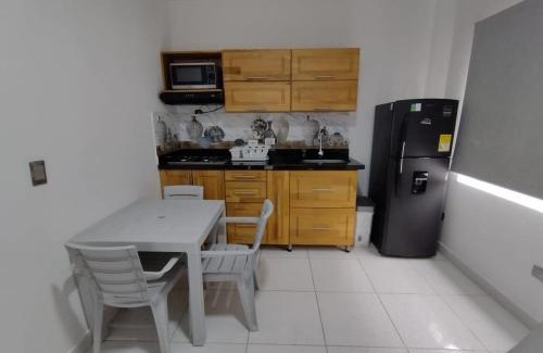 Estadio Apartment | RentalsOP AN02 Apartamento en Laureles, a min del estadio, cerca a estacion del metro