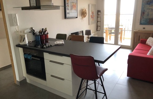 L'Ile-Rousse Apartment | RENTED F2 Ile Rousse, stunning sea view near the beach in 8 minutes walk