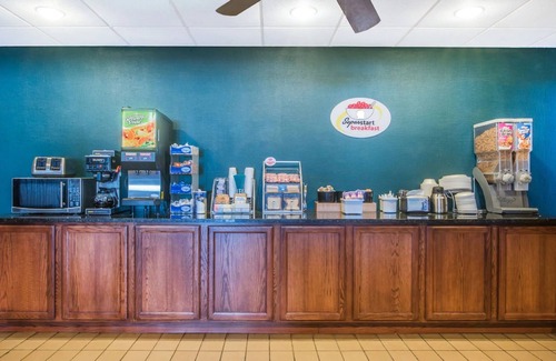 Ozona Hotel | Republic Hotel of Ozona