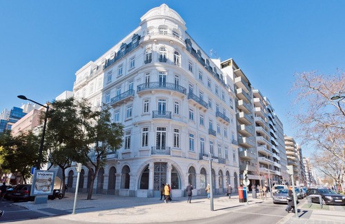 Lisbon Old Town Apartment | República Avenue 1 - Saldanha - Beautiful and bright apartment in the center of Lisbon that was comp