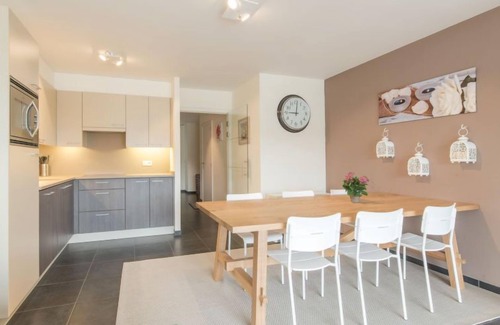 Bredene Apartment | Res. Albatros 301 by Interhome