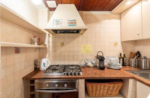 Rione XVIII Castro Pretorio Apartment | Reserva Home Veneto. sweet home in the heart of the dolce vita!