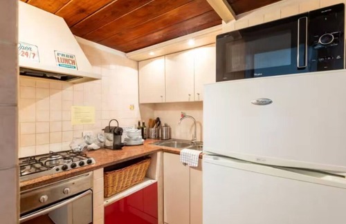Rione XVIII Castro Pretorio Apartment | Reserva Home Veneto. sweet home in the heart of the dolce vita!