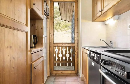 Lanslevillard Apartment | Residence Les Balcons de Val Cenis Village * - 2 Room Apartment 2/4 People