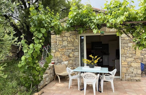 Sanary-sur-Mer Villa | Residence 488-sanary Sur Mer - Garden ground in quiet private property