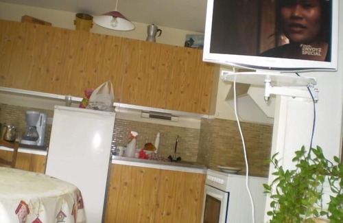 Mont-Dore Apartment | Residence A. LE CAPUCIN, N ° 68 Apartment 4 people facing LUGE TENNIS COURTS