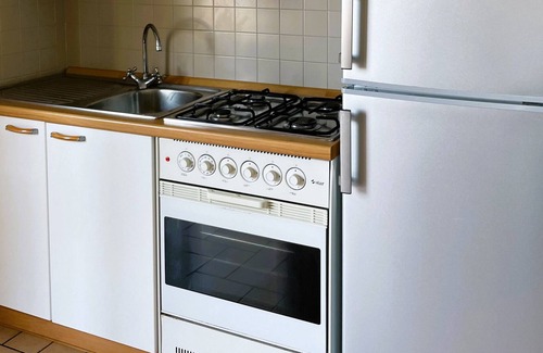 Gabicce Mare Apartment | Residence Azzurro E - Two Bedroom Apartment, Sleeps 7