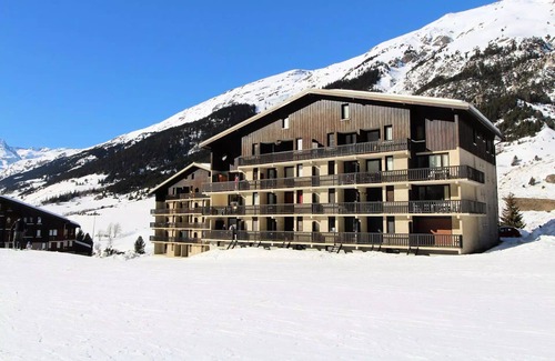 Lanslevillard Apartment | Residence Choucas - Studio for 2 People