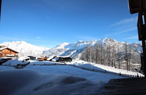 Puy-Saint-Vincent Ski Chalet | Residence Dame Blanche - DBAC11 - APPT 2 CHAMBRES - BALCONY - 6 PERSONS