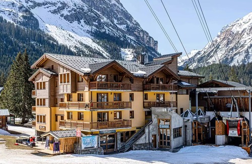 Pralognan-la-Vanoise Apartment | Residence Les Jardins de la Vanoise * - 3 Rooms Mountain Corner 8 People