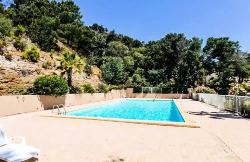 Rayol-Canadel-sur-Mer Apartment | Residence Le Paradou - T2 MEZZANINE 4 beds in Rayol-Canadel