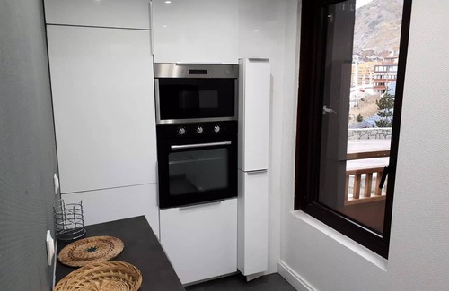 Val-Thorens Apartment | Residence Hauts De Chaviere - SPACE THORENS VALUE 4 PARTS 8 PERSONS NEAR ALL