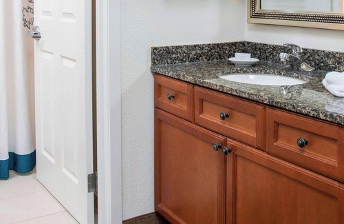 Rockford Hotel | Residence Inn by Marriott Rockford