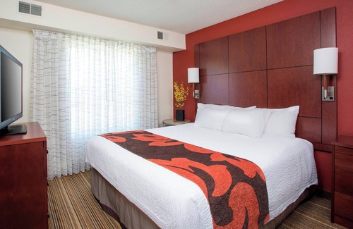 Rockford Hotel | Residence Inn by Marriott Rockford
