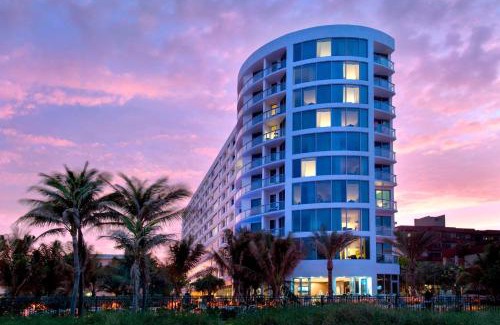 Pompano Beach Hotel | Residence Inn Fort Lauderdale Pompano Beach/Oceanfront