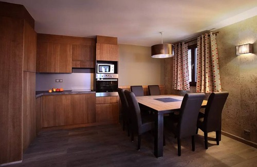 Arc-2000 Apartment | Residence Les Arolles * - 4 Room Apartment 6/8 People