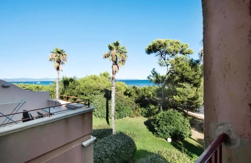 Giens Apartment | Residence La Pinède - maeva Home - 2 room apartment for 5 people Selection