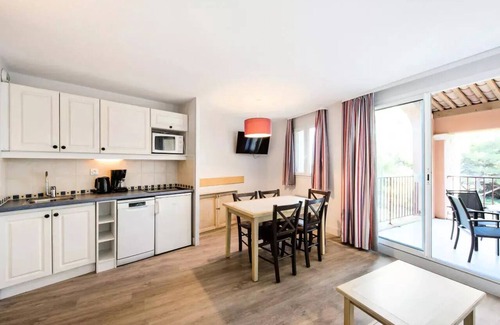 Giens Apartment | Residence La Pinède - maeva Home - Selection 1 bedroom apartment (5 people)