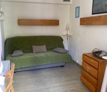 Val Claret Apartment | RESIDENCE LE BORSAT SUR PISTE STUDIO CABINE BALCON 64 chemin du Borsat TIGNES VAL CLARET