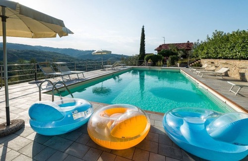 Montevarchi House | Residence Le Chiuse -Blue Apartment