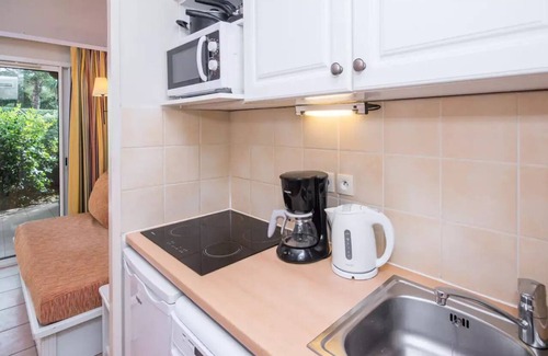 Giens Apartment | Residence Le Hameau de la Pinède - maeva Home - Studio 5 people with air conditioning - Selection