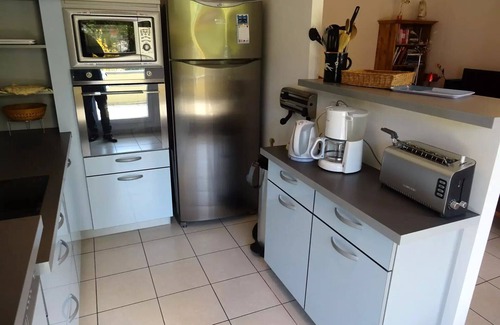 Aix-les-Bains Apartment | Residence Les Aiguieres - Ideally located on the shores of the lake, nice 3 rooms!