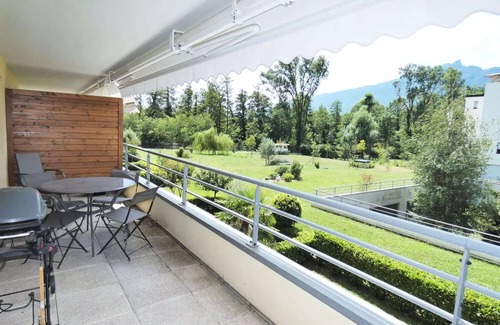 Aix-les-Bains Apartment | Residence Les Aiguieres - Ideally located on the shores of the lake, nice 3 rooms!