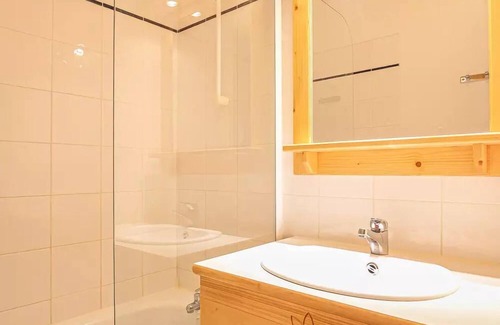 Aussois Apartment | Residence Les Flocons D'argent - 2 Rooms for 6 People