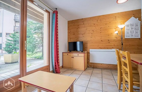 Aussois Apartment | Residence Les Flocons D'argent - 2 Rooms for 4 People