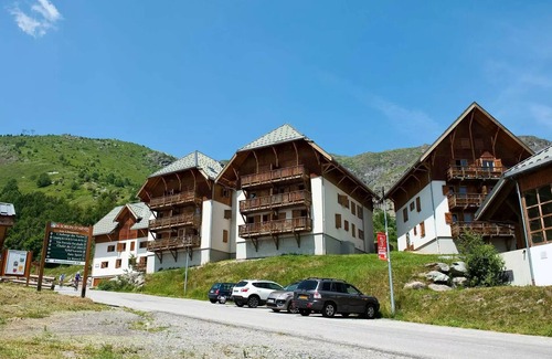 Saint-Sorlin-d'Arves Apartment | Residence Les Fermes de Saint Sorlin * - 3 Rooms Mezzanine 9 People