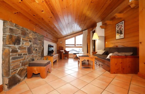 Les Houches Apartment | Residence Les Hauts De Chavants - 2 Rooms for 6 People