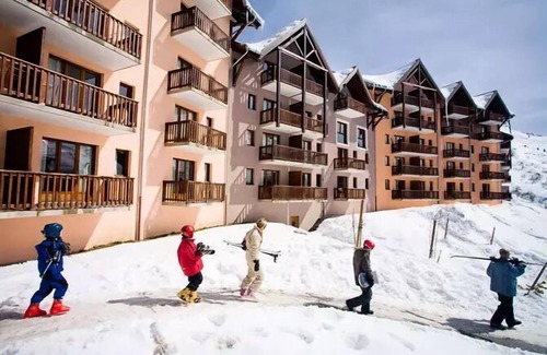 Valmeinier Apartment | Residence Les Hauts de Valmeinier * - 4 Room Apartment 6/8 People
