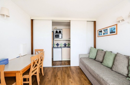 Pornichet Apartment | Residence Les Océanes - maeva Home - Comfort studio for 5 people - sea view