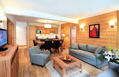 Vallorcine Apartment | Residence Les Portes du Mont Blanc * - 4 Room Apartment 8 People