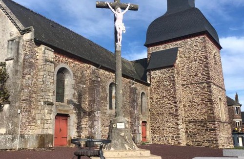 Saint-Malon-sur-Mel Apartment | Residence Merlin