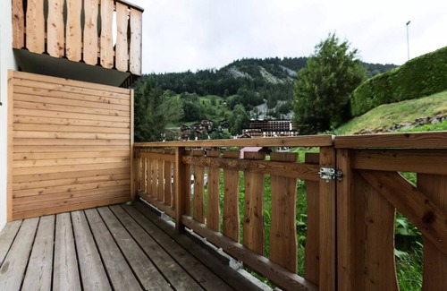 La Clusaz Apartment | Residence Parnasse 1 - Apartment 4 people ideally located in the village centre - Parking and Wifi
