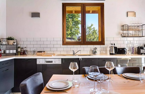 Villarabout Ski Chalet | Residence Roc De La Lune - Chalets for 10 People