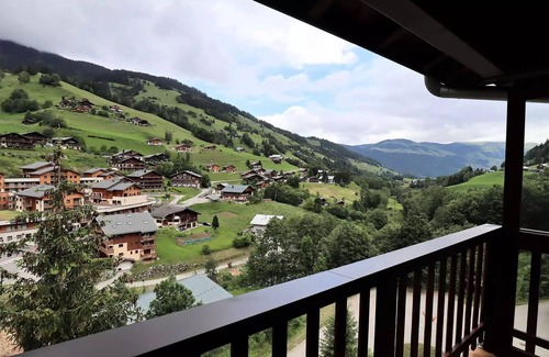 Areches Apartment | Residence Val Blanc 2 - Spacious apartment for 10 people, classified in * in 8 persons